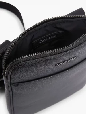 CALVIN KLEIN Sac en bandoulière plat recyclé Noir